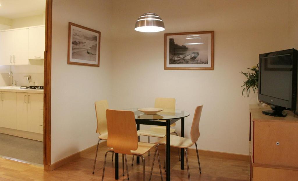 Apartamentos Atica Барселона Номер фото